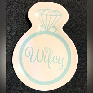 “Wifey” Diamond Ring Shaped Jewelry Trinket Tray. Light Blue & White. NWT.
